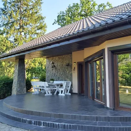 Semesterbostad Pod Pobierowem Gostyniec